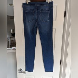 Gloria Vanderbilt pull-on jegging